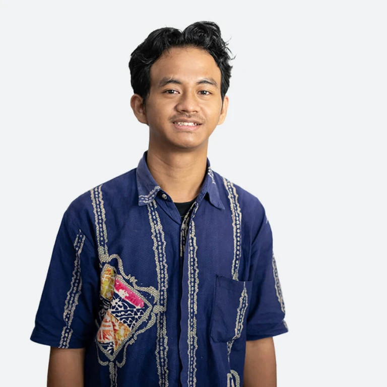 Albani Robbyan Syafana Yahya - Graphic Designer