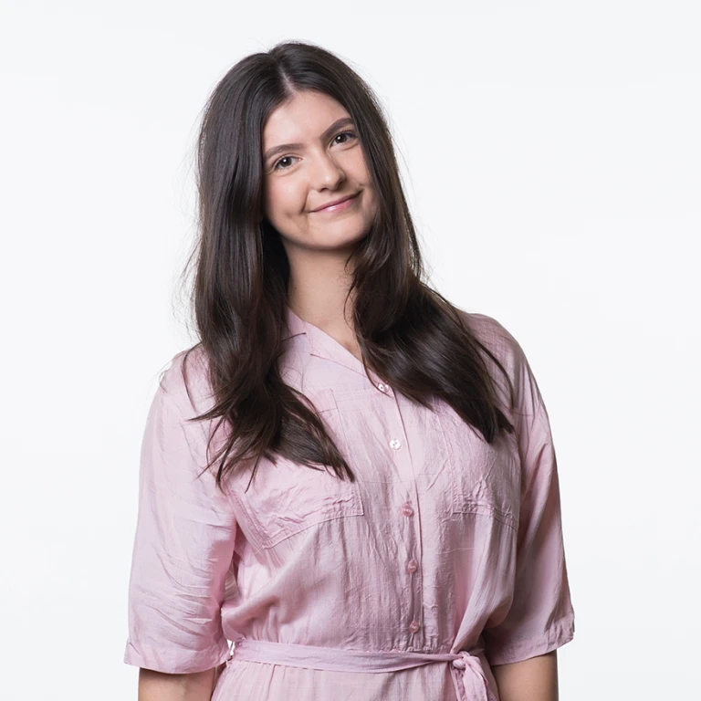 Rachel Thwaites - Senior Motion Designer